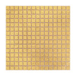 20mm四角の24Kゴールドガラスモザイクタイルが格子状に整然と並んだフルシートビュー